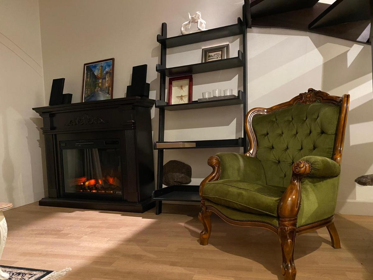 Exclusive Gaono Apartment In The Heart Of Old Town Вильнюс Экстерьер фото