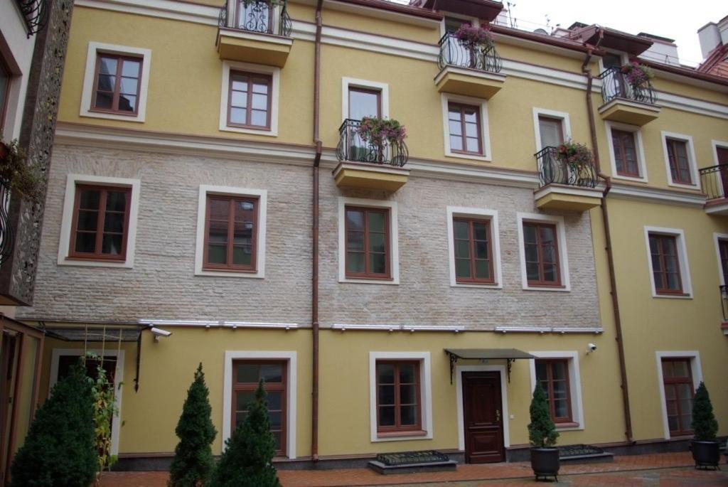 Exclusive Gaono Apartment In The Heart Of Old Town Вильнюс Экстерьер фото