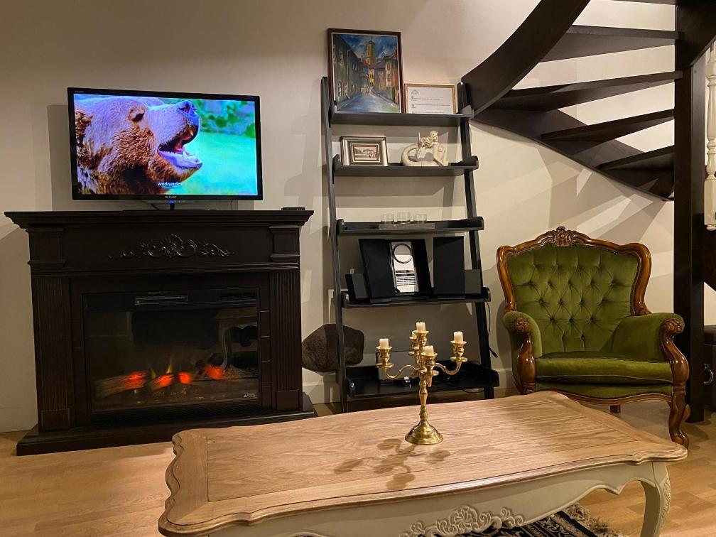 Exclusive Gaono Apartment In The Heart Of Old Town Вильнюс Экстерьер фото